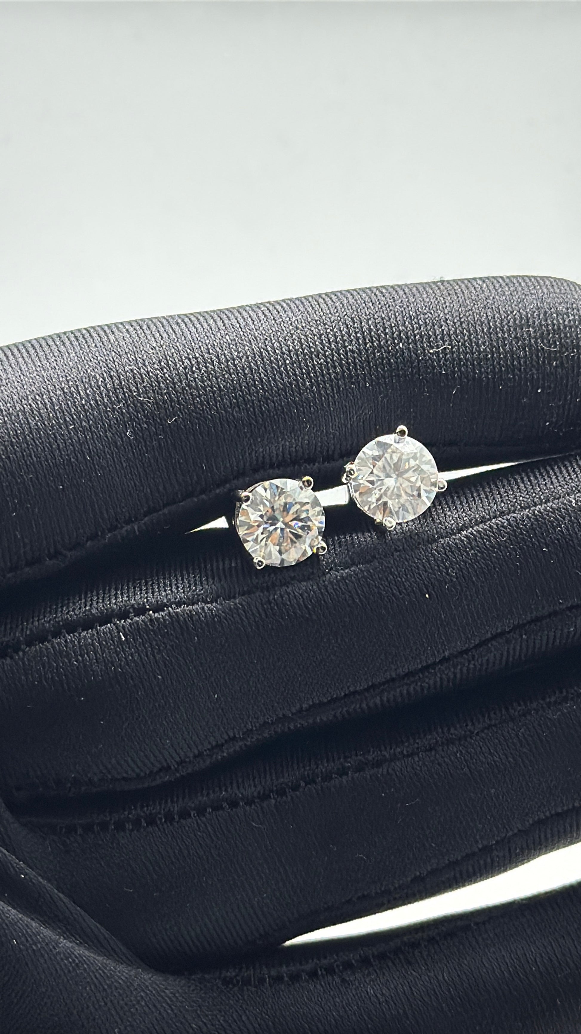 Orecchino Punto Luce Big